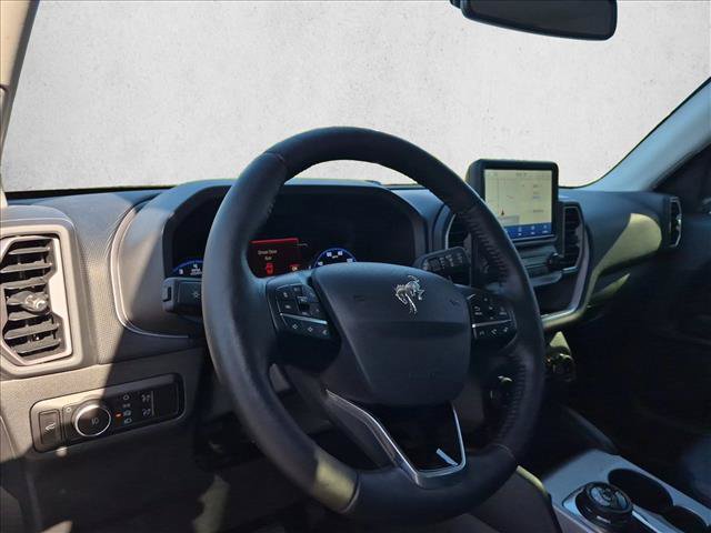 Used 2023 Ford Bronco Sport Outer Banks w/ Tech Package AWD/4WD image 10