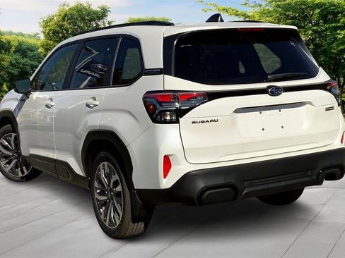 New 2025 Subaru Forester Touring image 3