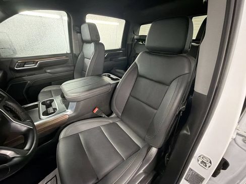 Used 2025 Chevrolet Silverado 2500 LT w/ Trail Boss Package AWD/4WD image 19