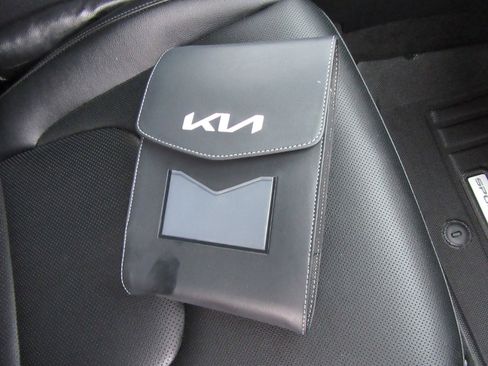 Used 2025 Kia Sportage EX image 70