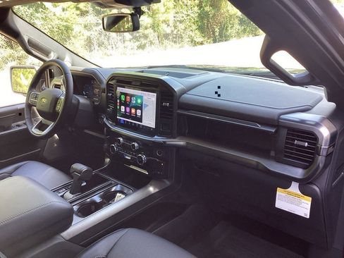 New 2025 Ford F150 Lariat w/ Equipment Group 501A Mid image 28