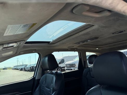 Used 2022 Kia Telluride SX w/ SX Prestige Package AWD/4WD image 6