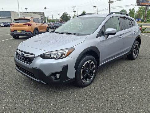 Used 2023 Subaru Crosstrek 2.0i Premium AWD/4WD image 6