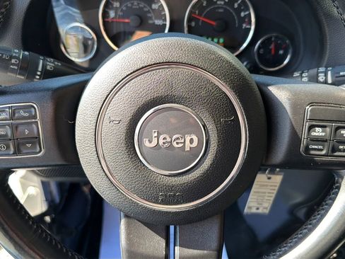 Used 2012 Jeep Wrangler Unlimited Sahara w/ Connectivity Group image 19