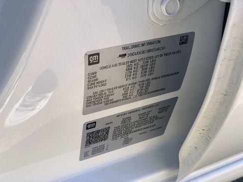 Certified 2024 Chevrolet Silverado 1500 RST image 32