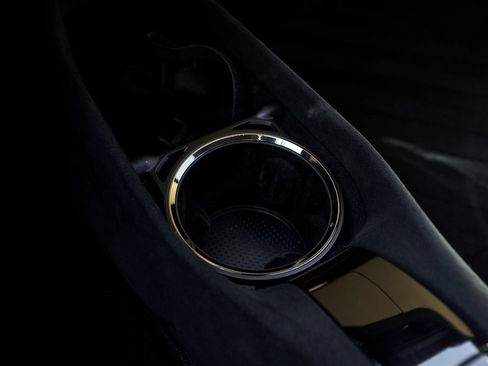 Used 2022 Ferrari SF90 Stradale image 67