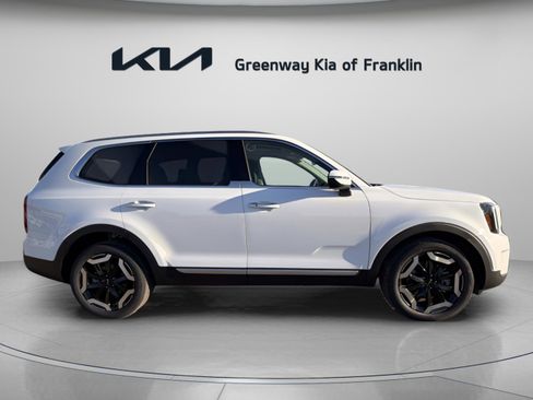 New 2025 Kia Telluride S image 7