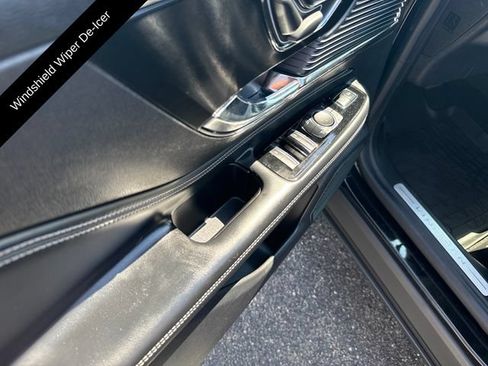 Used 2020 Lincoln Corsair AWD w/ Equipment Group 101A image 14