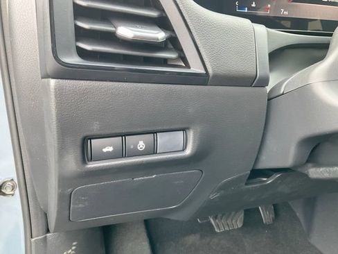 New 2026 Nissan Sentra SV w/ SV Convenience Package FWD image 21