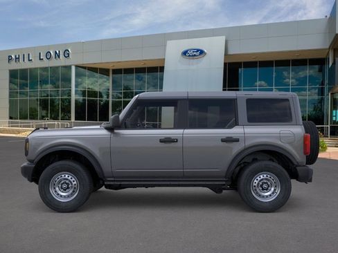 New 2025 Ford Bronco 4-Door AWD/4WD image 3