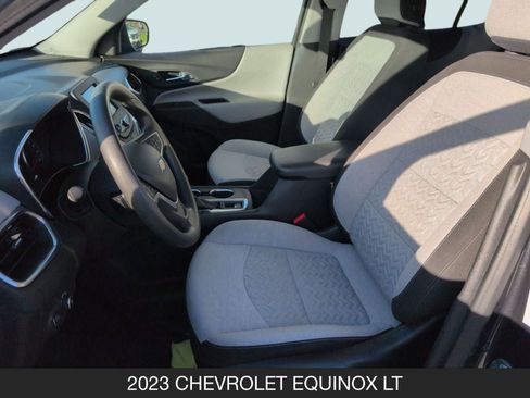 Used 2023 Chevrolet Equinox LT image 14