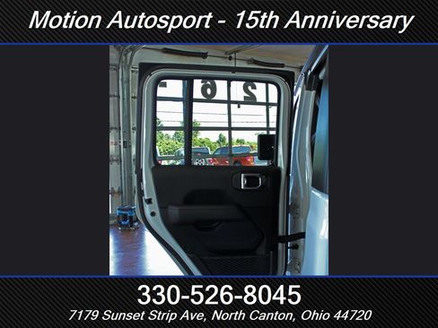 Used 2022 Jeep Gladiator Mojave w/ LED Lighting Group AWD/4WD image 30