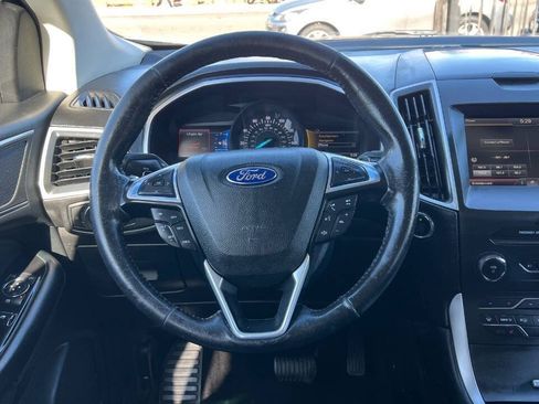 Used 2015 Ford Edge SEL w/ Equipment Group 201A FWD image 10