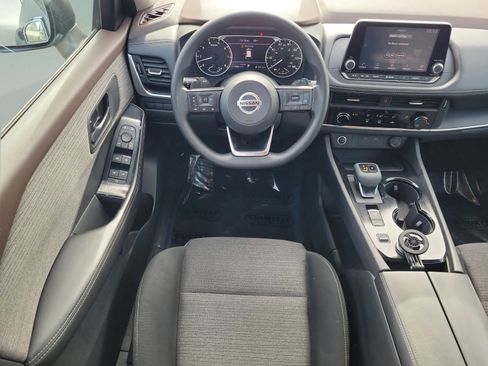 Used 2021 Nissan Rogue S image 15