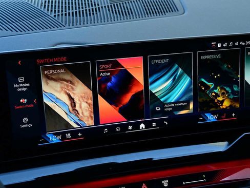 Used 2026 BMW i5 eDrive40 image 15