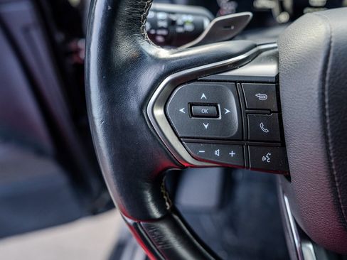 Used 2023 Lexus LX 600 4WD w/ Luxury Package image 6