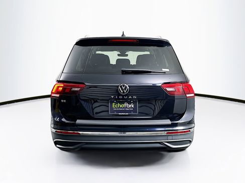 Used 2024 Volkswagen Tiguan SE image 7