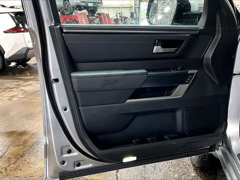 New 2026 Toyota Tundra Platinum AWD/4WD image 10