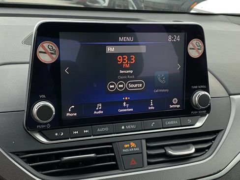 Used 2024 Nissan Altima 2.5 SR image 14