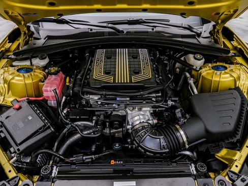 Used 2024 Chevrolet Camaro ZL1 image 2