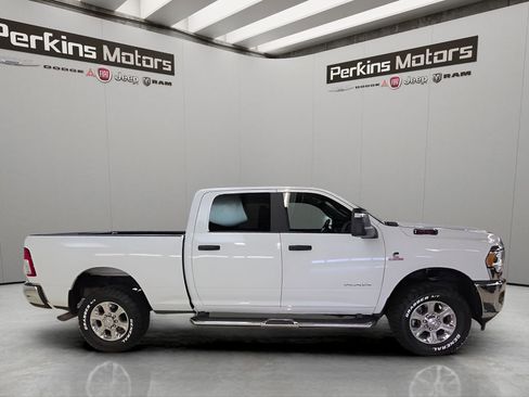 Used 2024 RAM 2500 Big Horn AWD/4WD image 6