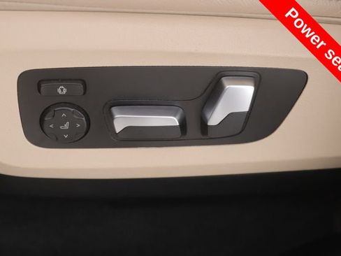 Used 2021 BMW X5 xDrive40i AWD/4WD image 19