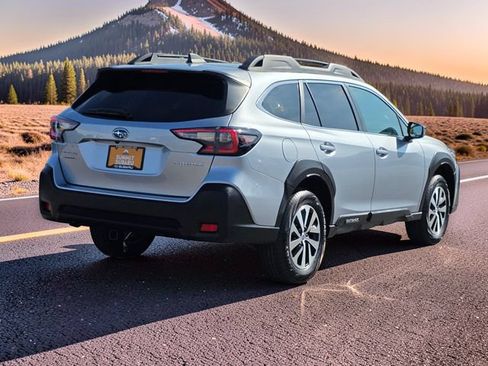Certified 2023 Subaru Outback Premium AWD/4WD image 7