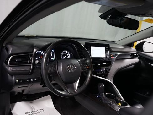 Certified 2024 Toyota Camry SE image 11