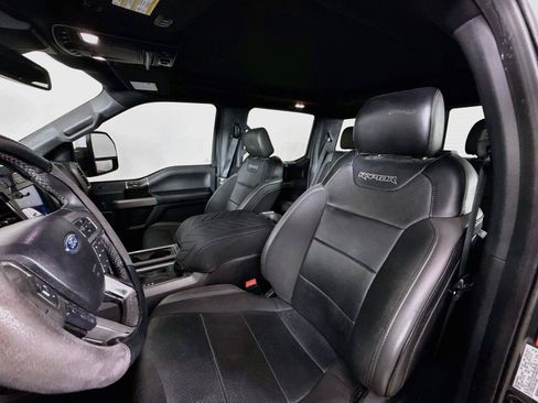 Used 2019 Ford F150 Raptor w/ Equipment Group 802A Luxury AWD/4WD image 9