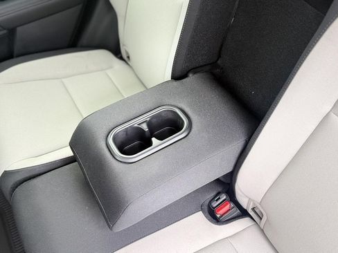 Certified 2025 Honda CR-V EX image 35