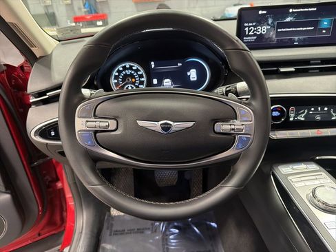 Used 2025 Genesis GV70 2.5T image 16