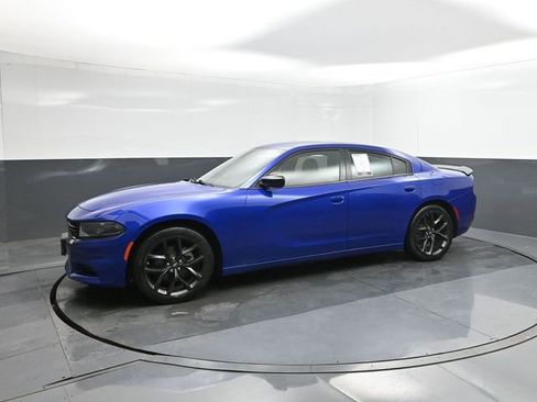 Used 2022 Dodge Charger SXT w/ Blacktop Package RWD image 30
