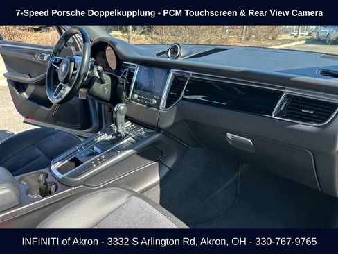 Used 2017 Porsche Macan AWD/4WD image 21