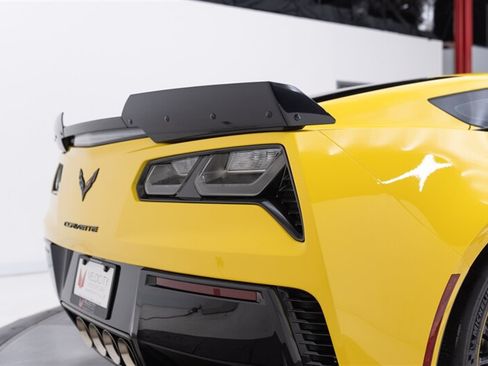 Used 2016 Chevrolet Corvette Z06 w/ C7.r Special Edition RWD image 30