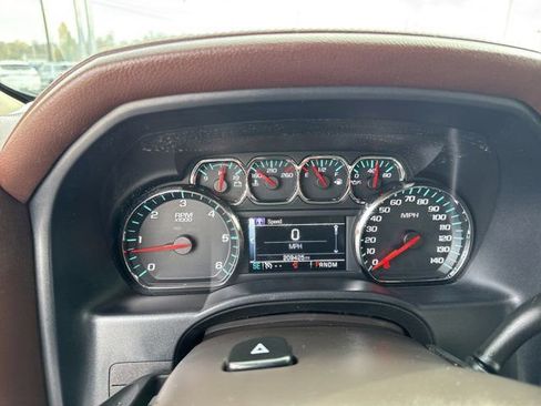 Used 2016 Chevrolet Silverado 1500 High Country w/ High Country Premium Package image 28