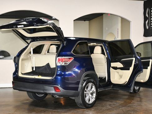 Used 2015 Toyota Highlander Plus image 91