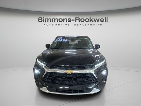 Used 2025 Chevrolet Blazer LT AWD/4WD image 8