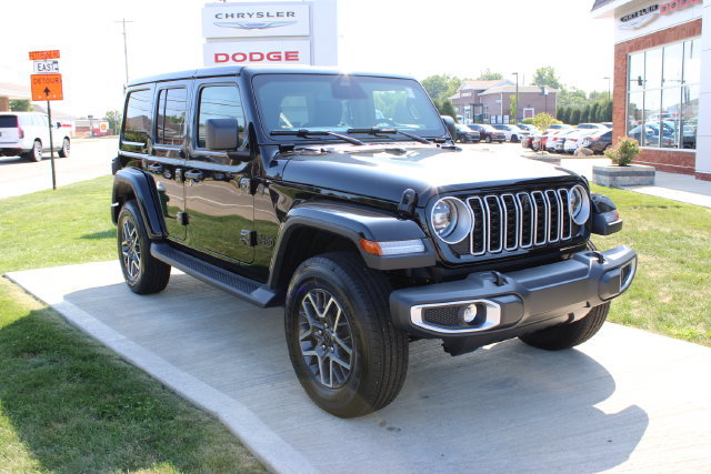 New 2026 Jeep Wrangler Unlimited Sahara AWD/4WD image 4