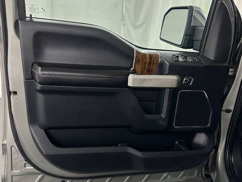 Used 2020 Ford F150 Lariat w/ Equipment Group 502A Luxury AWD/4WD image 8