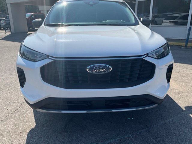 Used 2025 Ford Escape Active FWD image 7