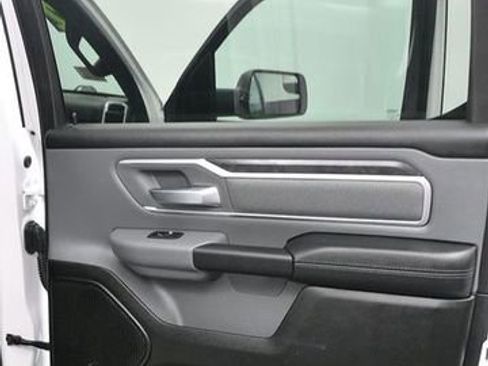 Used 2022 RAM 1500 Big Horn AWD/4WD image 12