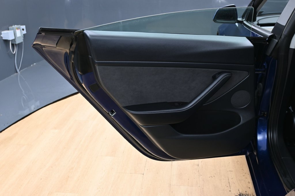 Used 2022 Tesla Model 3 RWD image 34