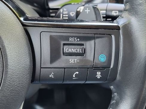 Certified 2022 Nissan Pathfinder SV w/ Cargo Package FWD image 13