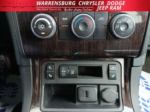 Used 2016 Chevrolet Traverse LT w/ Style and Technology Package image 24