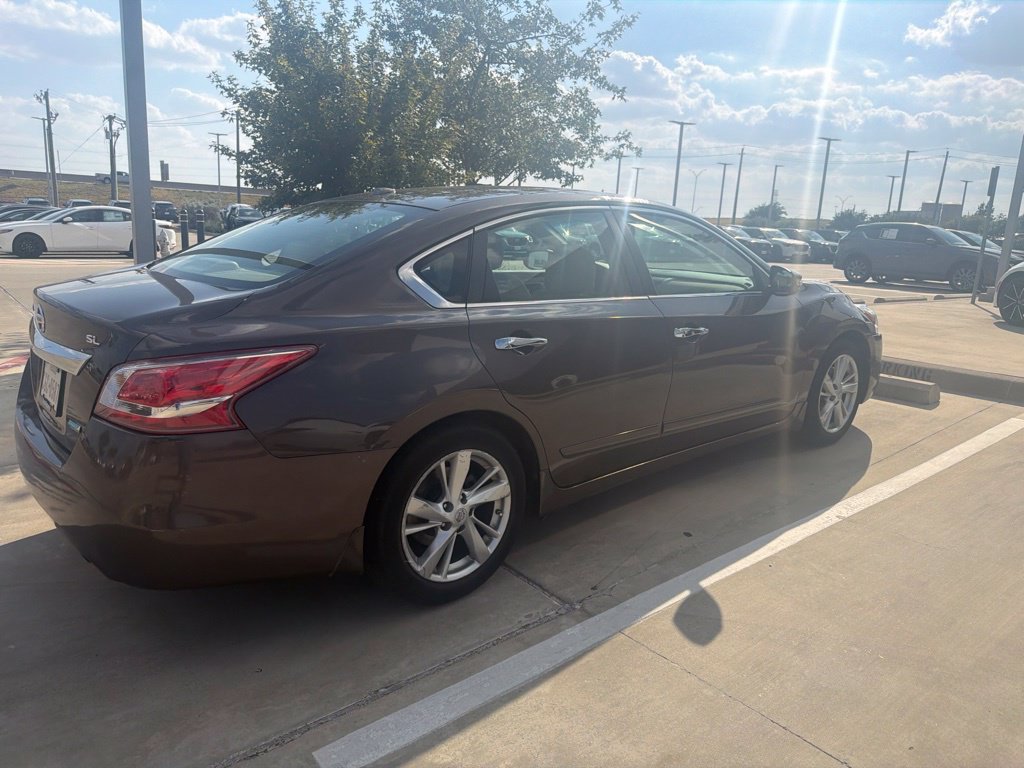Used 2013 Nissan Altima 2.5 SL FWD image 11