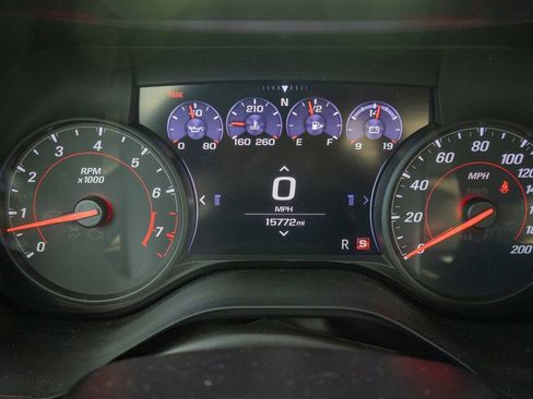 Used 2019 Chevrolet Camaro SS image 18