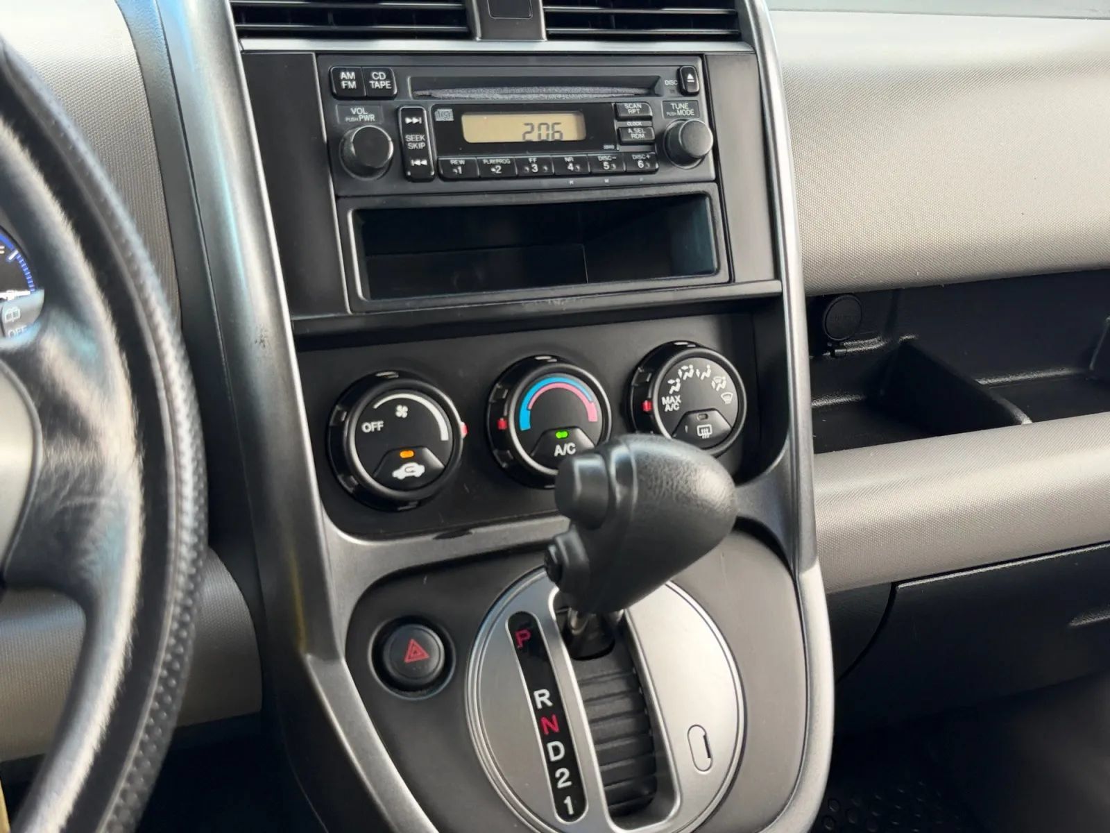 Used 2011 Honda Element LX image 31