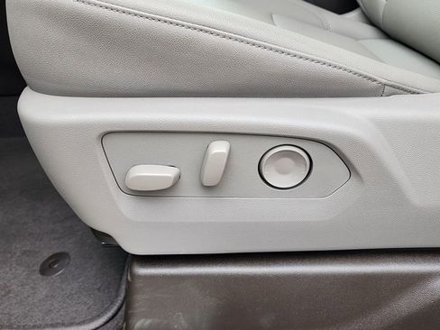 New 2026 GMC Sierra 1500 SLT w/ SLT Premium Plus Package AWD/4WD image 19