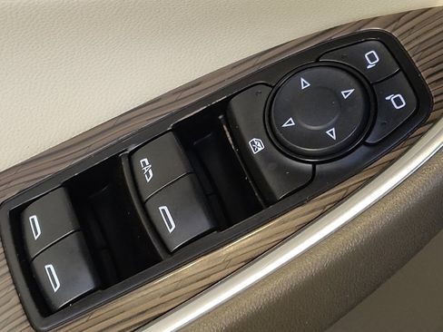 Used 2020 Chevrolet Malibu Premier FWD image 27