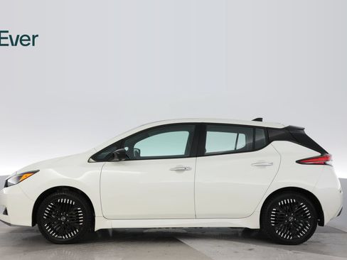 Used 2024 Nissan Leaf SV Plus FWD image 15